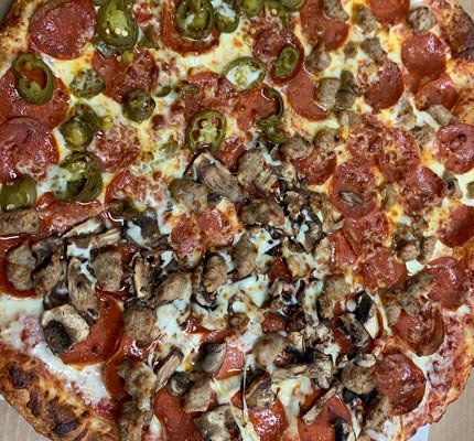 Delicious Pizza in Victorville, CA